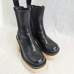 unbranded black vegan leather platform slip on Chelsea boots women's size 5.5